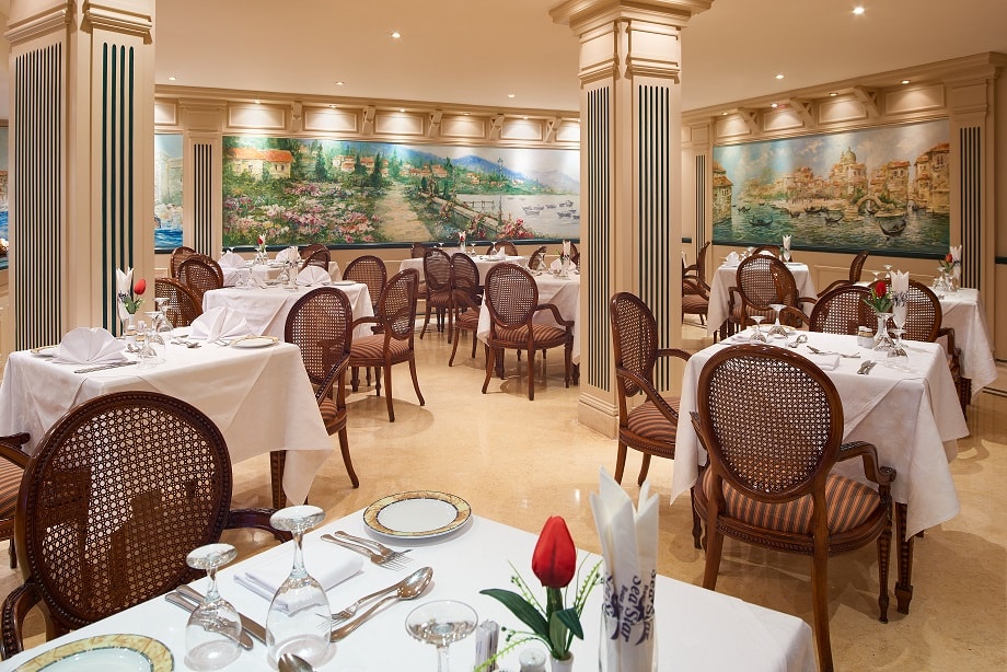Italian Restaurant dining at Sea Star Beau Rivage Hotel