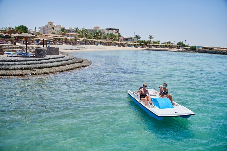 Sea Star Beau Rivage Hotel-Hurghada-beach boot
