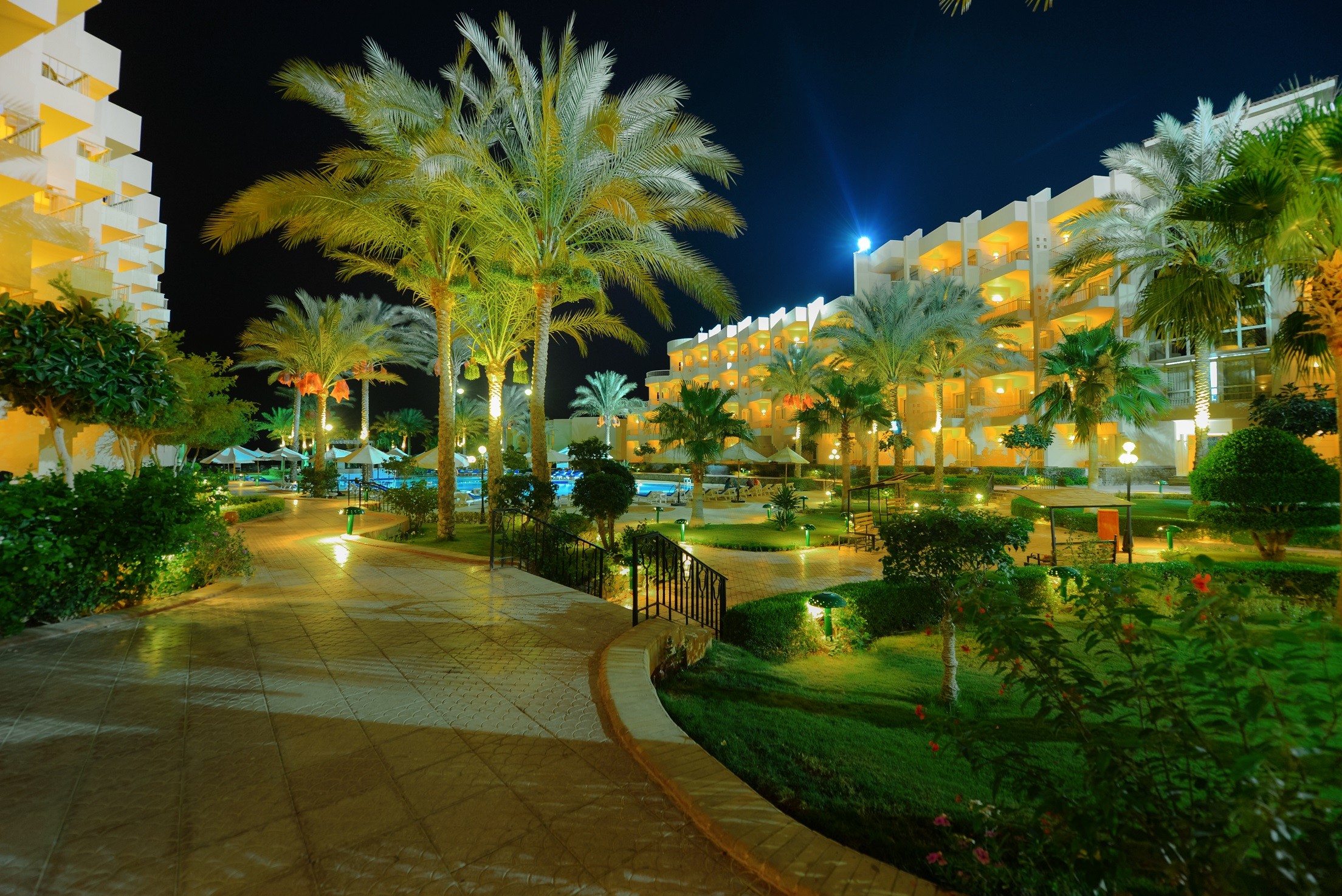 Sea Star Beau Rivage Hotel-Hurghada- Landscap-night